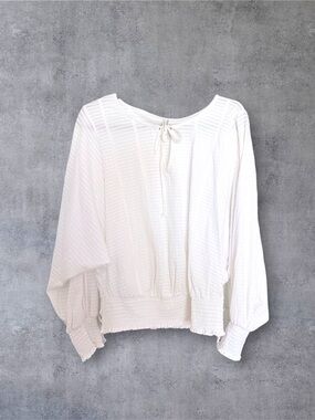 Anthropologie White Textured Blouse Size M Boho Tie Neck Peasant Top